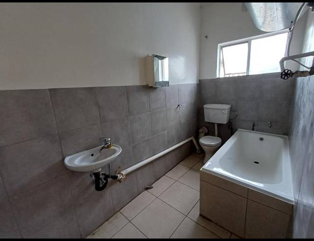 2 BEDROOM PROPERTY TO RENT IN GEZINA